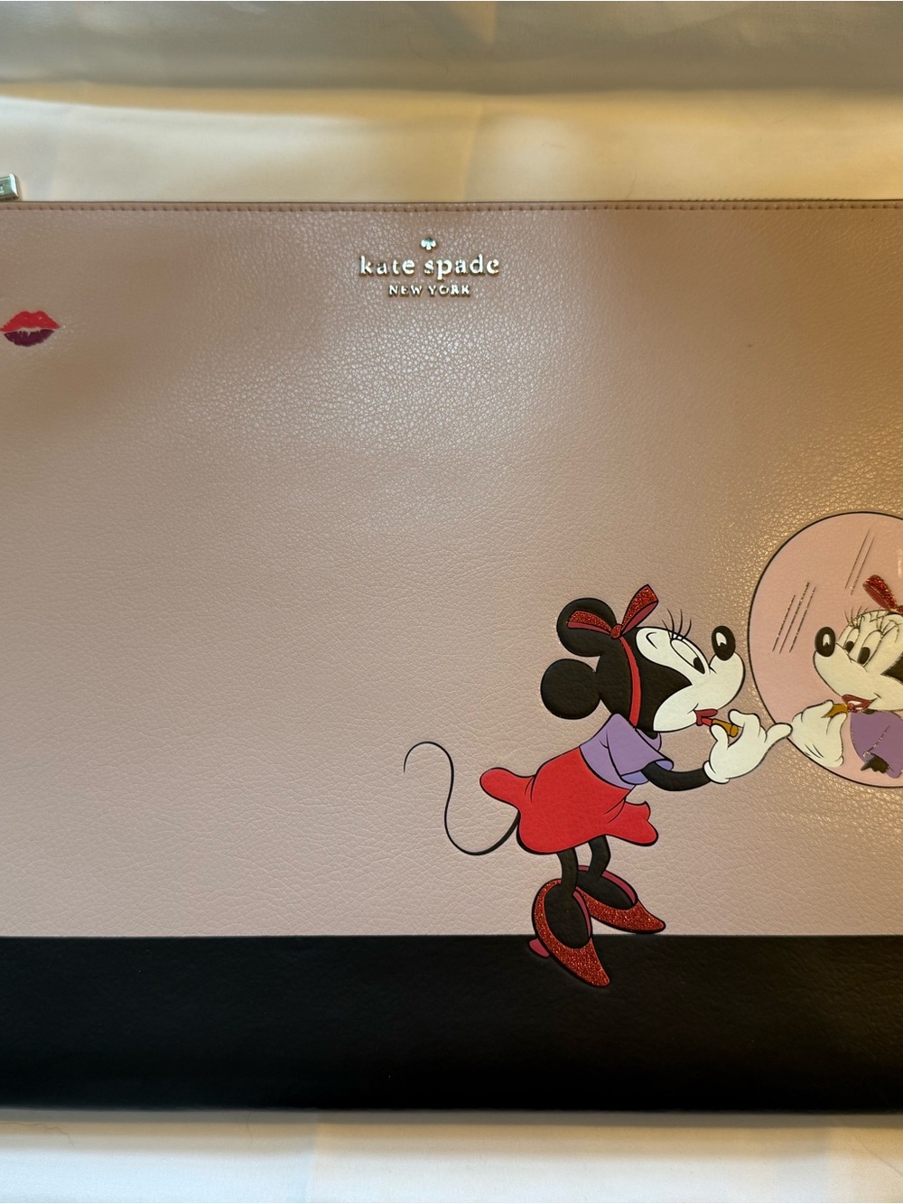 kate spade x Disney Minnie Mouse Universal Laptop Sleeve NWOT Pale Pink Leather